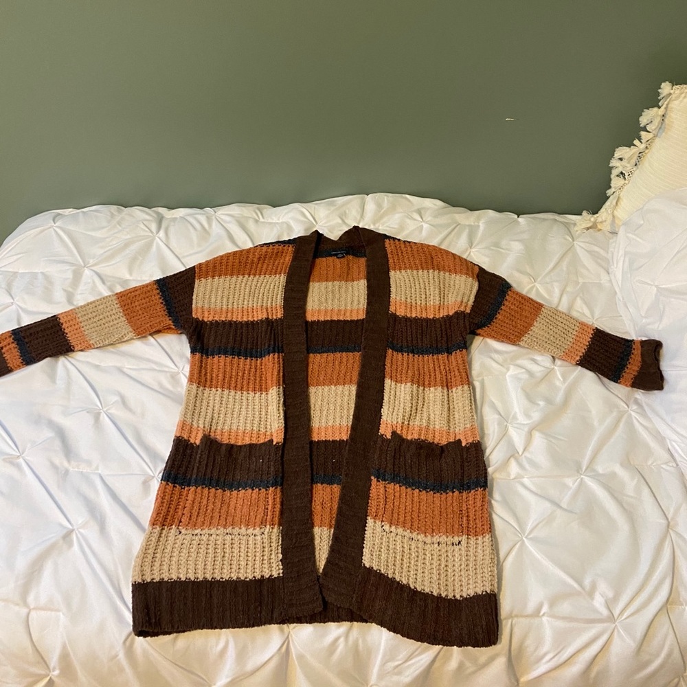 American Eagle cardigan